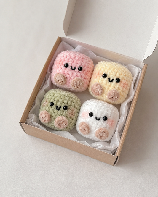 Cute Crochet Marshmallow Mochi Plush Set | Handmade Amigurumi Kawaii Desk Pet