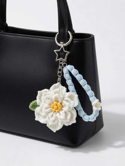 Crochet Flower Bag Charm — White Daisy Wristlet Keychain, Handmade Boho Purse Accessory